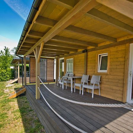 Molo Resort Kemping Осек Екстер'єр фото