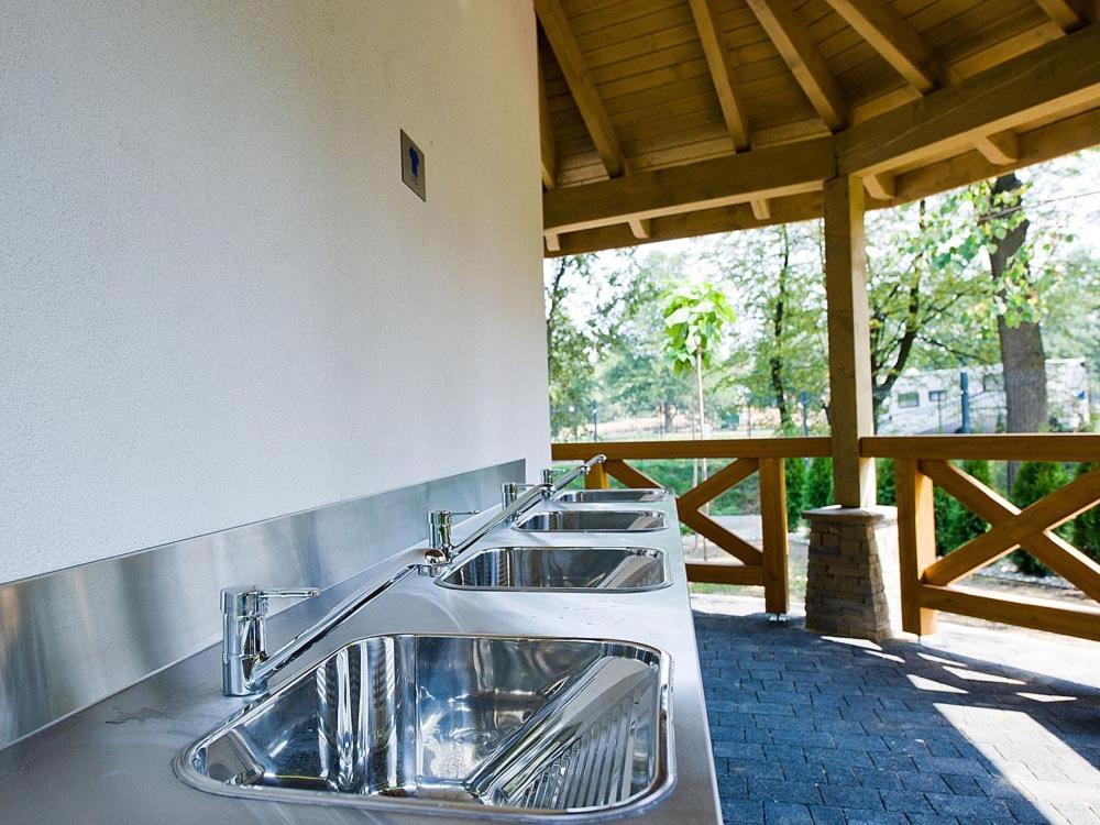 Molo Resort Kemping Осек Екстер'єр фото
