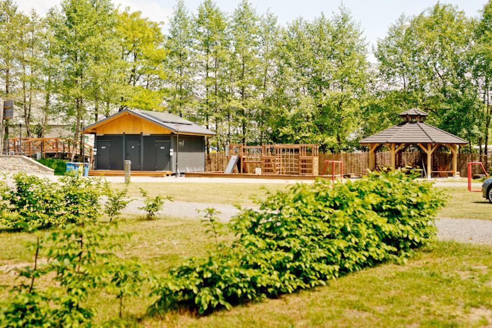 Molo Resort Kemping Осек Екстер'єр фото